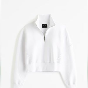 Abercrombie and Fitch Cropped half zip sweatshirt